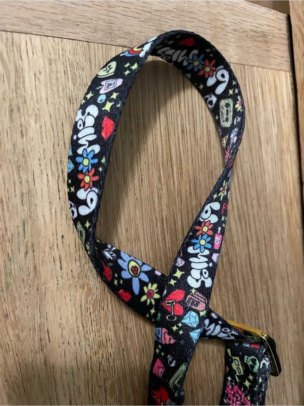 NWOT Bloomie's Doodle Gold-Tone & Printed Floral Pattern Adjustable Collar